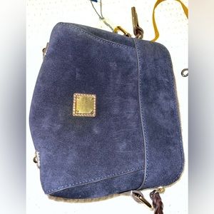 VINTAGE-Dooney&Bourke-Cameron Crossbody-Navy Blue Suede
